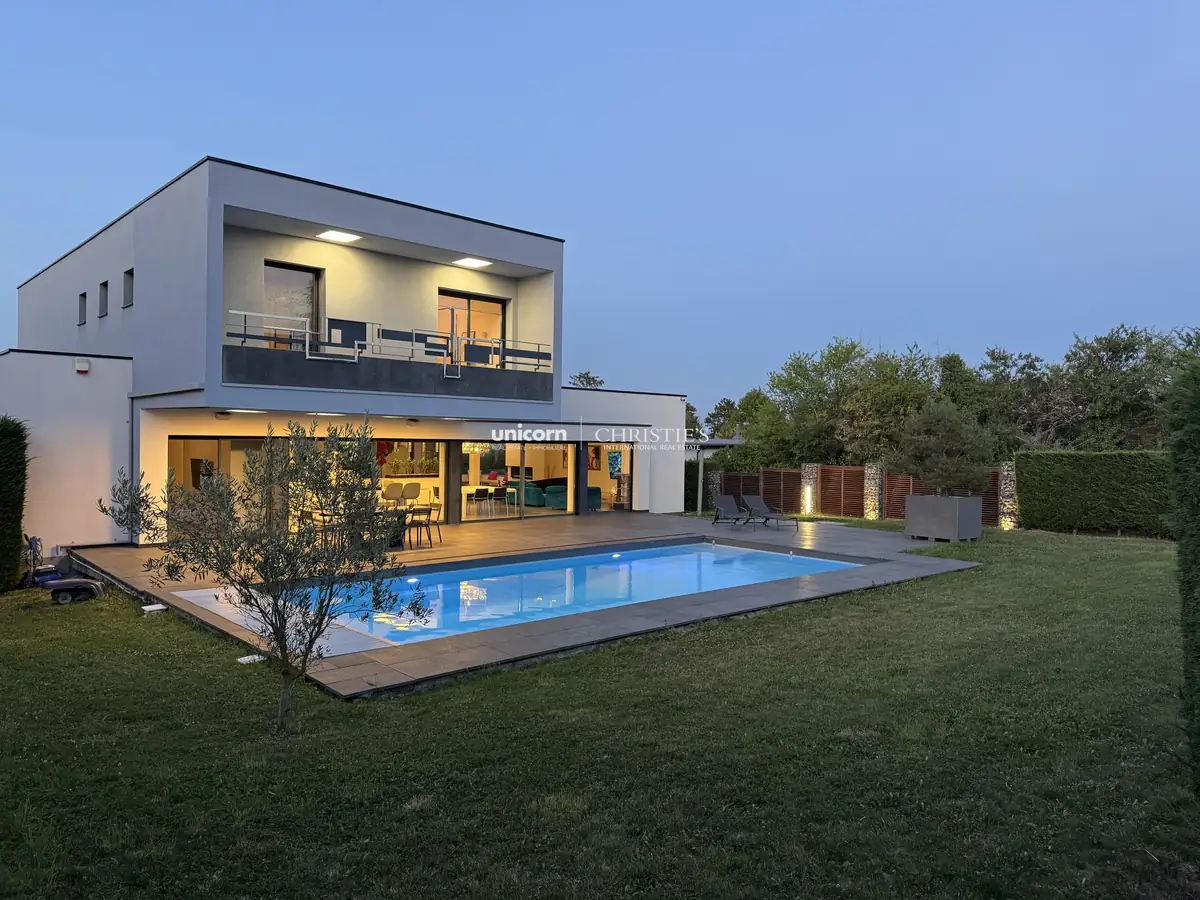 Villa en vente à Thionville - 294.7m² – 1/29